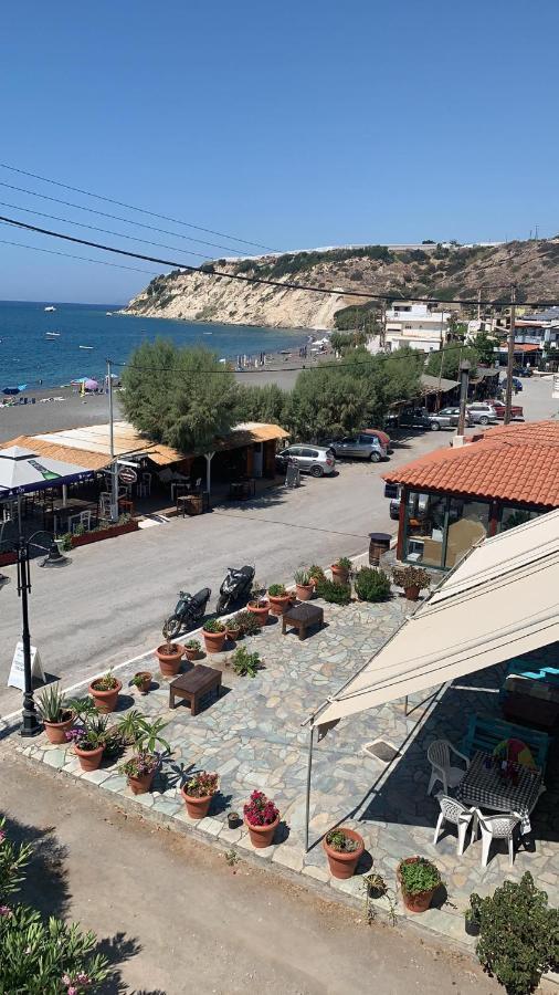 Sindonia Beach Apartment'S Pszarí Foráda Kültér fotó